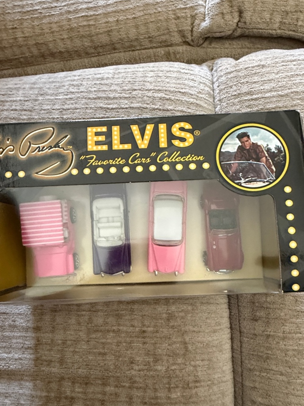 ELVIS VINTAGE Collectible Car Set with Pink, Purple and Red Mini Cars - Picture 7 of 7